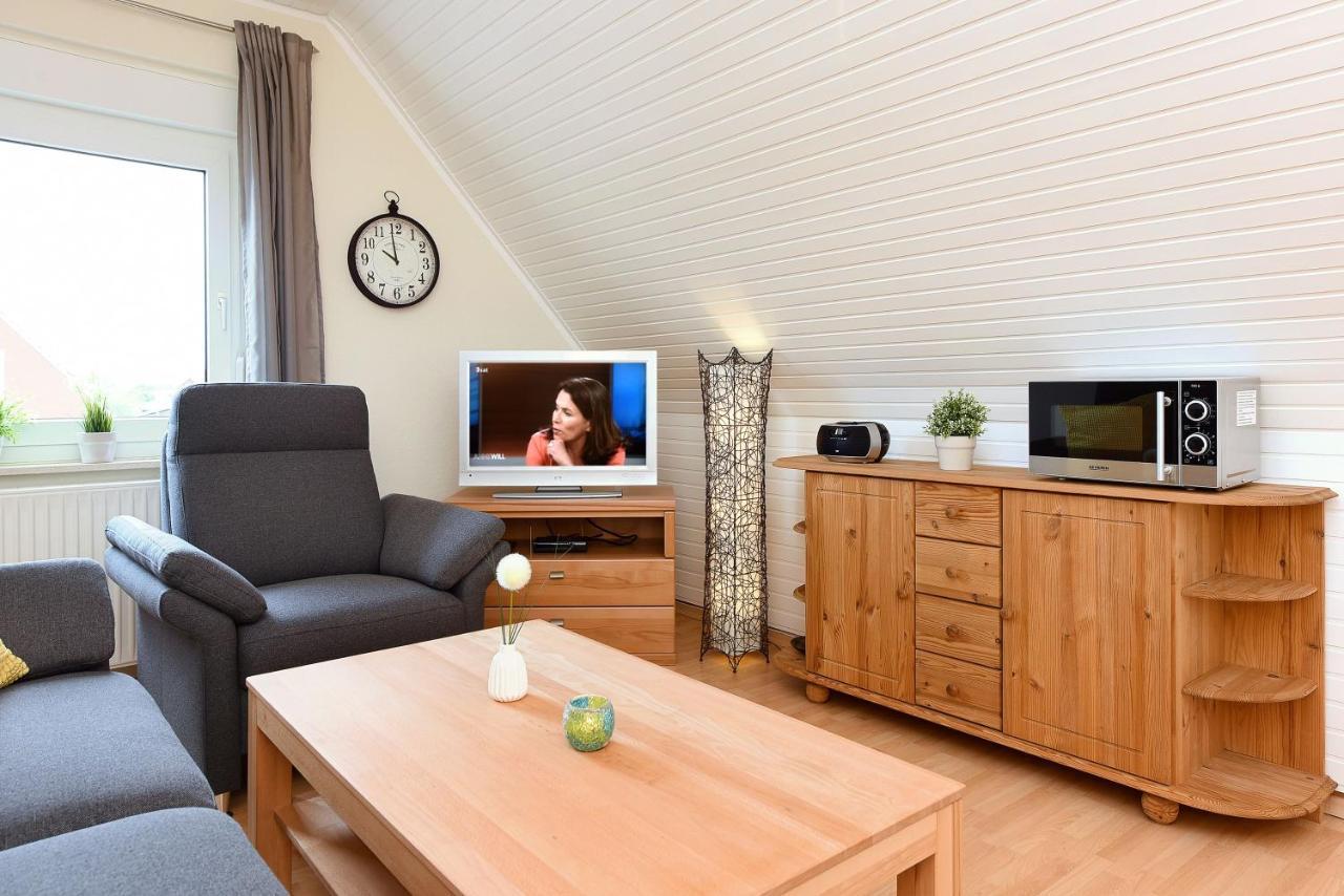 Ferienwohnungen Haus Gezeiten Neuharlingersiel Bagian luar foto